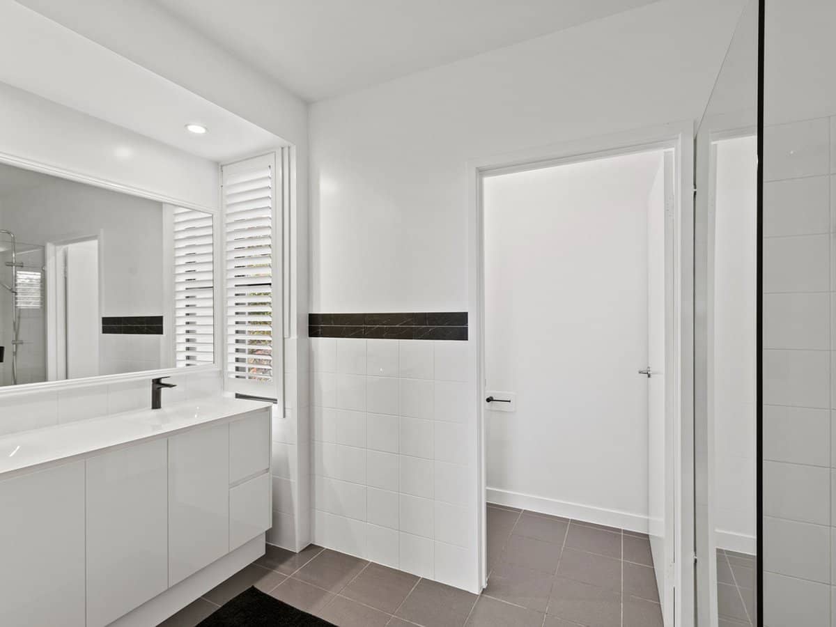 99 Guanaba Road, TAMBORINE MOUNTAIN - Thumbnail 17