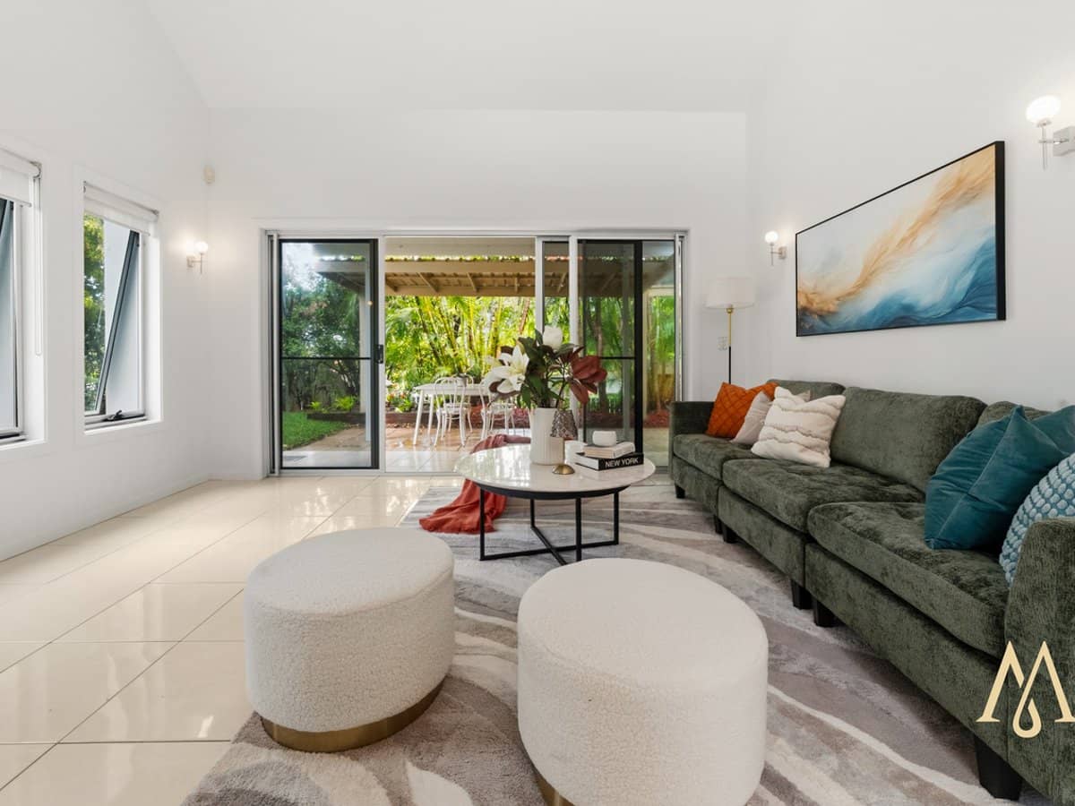 2 Royal Links Drive, ROBINA - Thumbnail 3