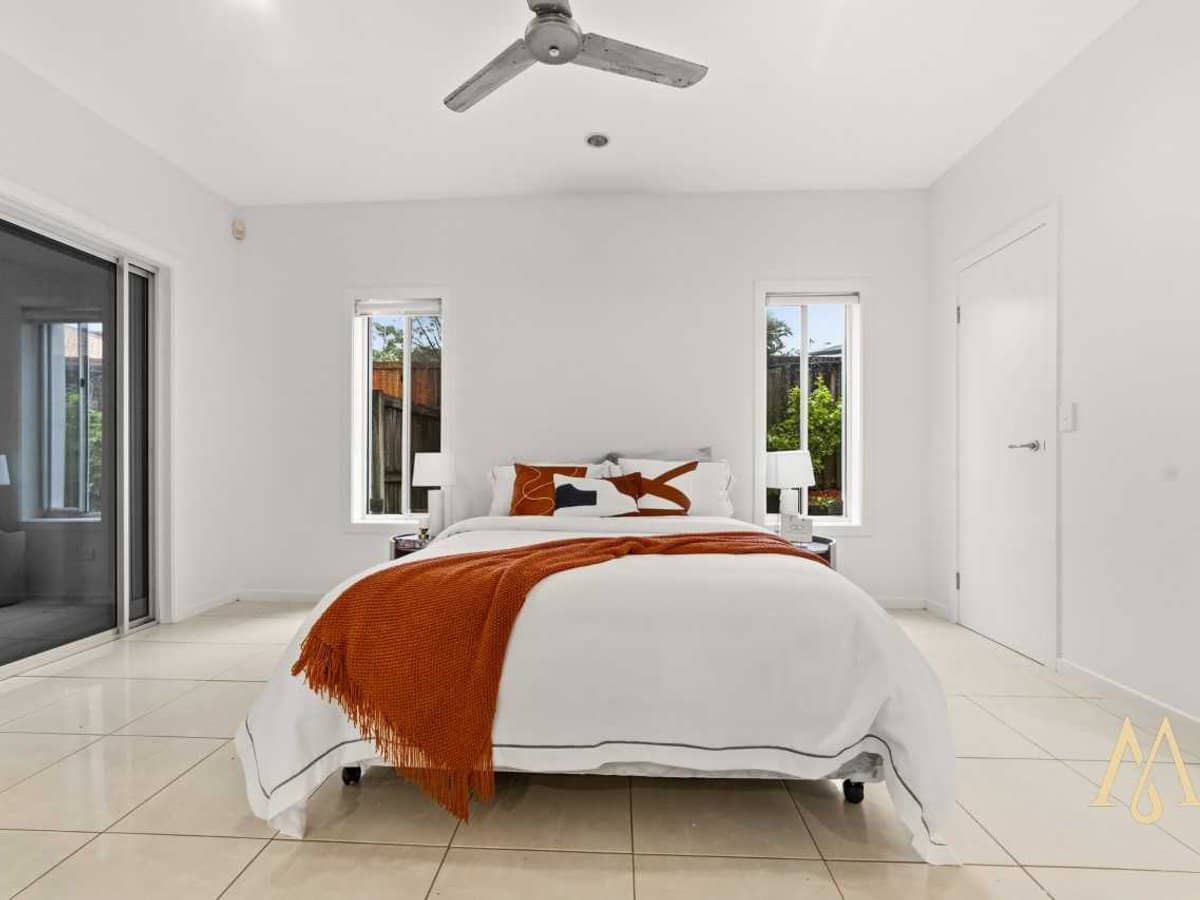 2 Royal Links Drive, ROBINA - Thumbnail 9