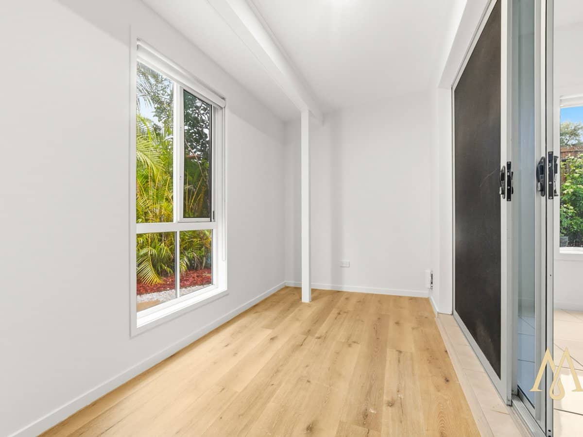 2 Royal Links Drive, ROBINA - Thumbnail 11