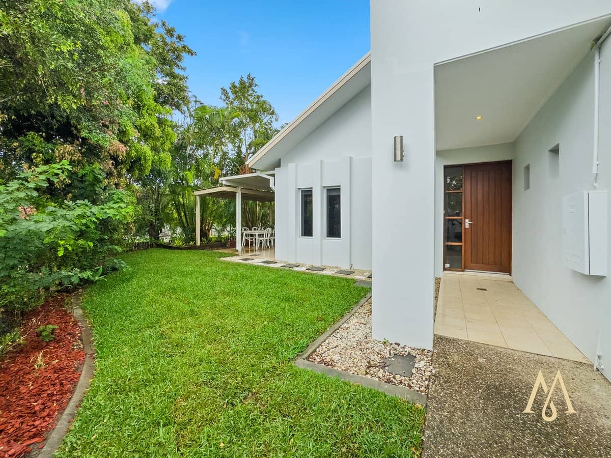 2 Royal Links Drive, ROBINA - Thumbnail 21