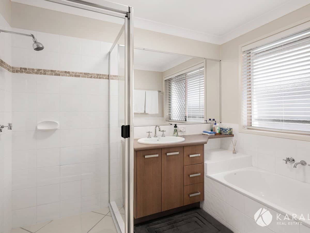 12 Hillview Street, Springfield - Thumbnail 17