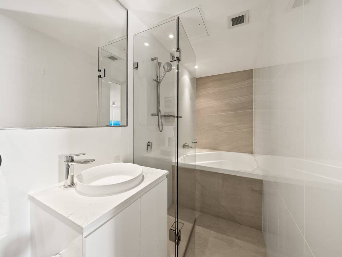 159 Old Burleigh Road, BROADBEACH - Thumbnail 13