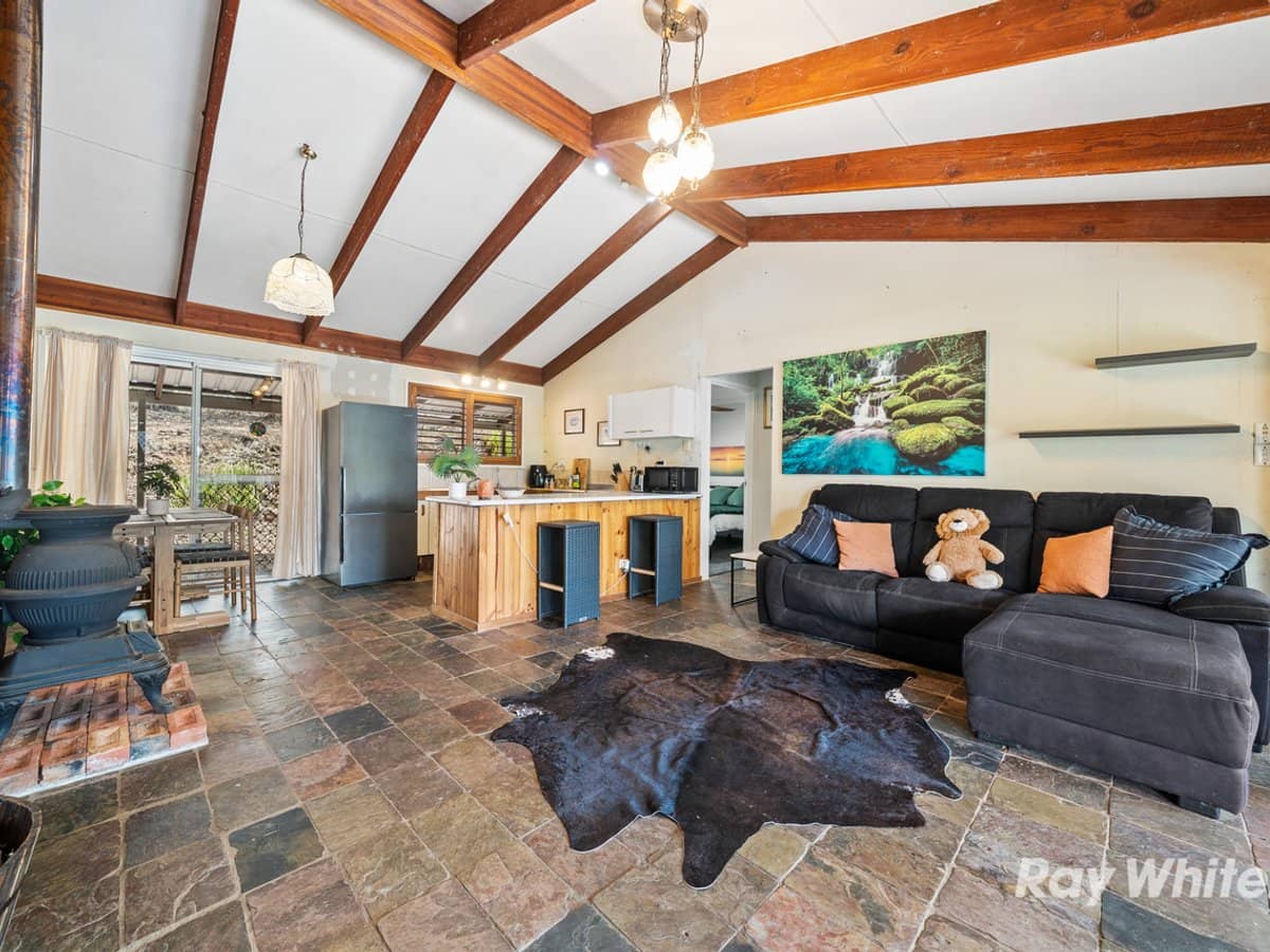 5 Quail Street, CEDAR VALE - Thumbnail 4