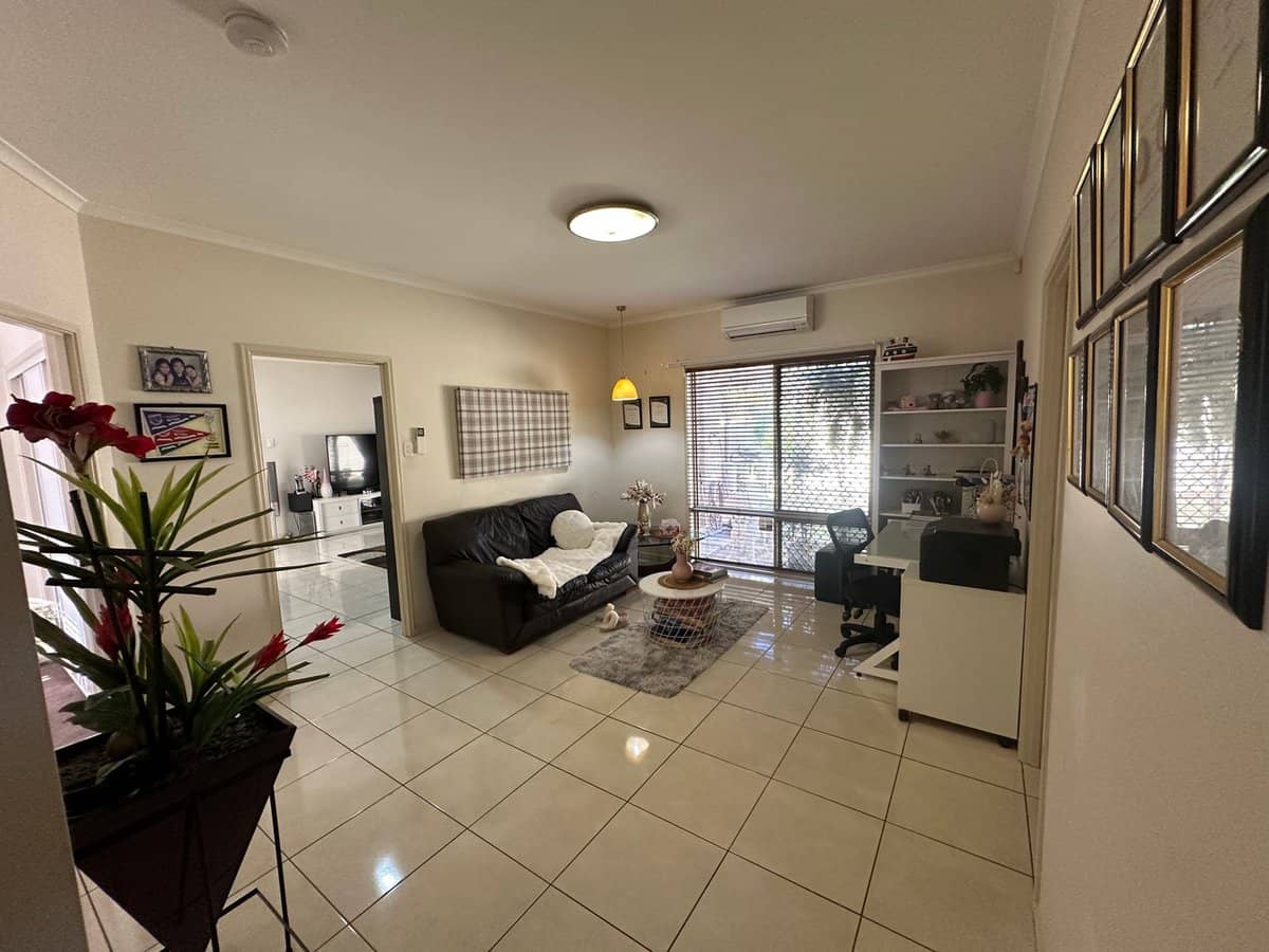 19 Links Avenue, Meadowbrook - Thumbnail 10