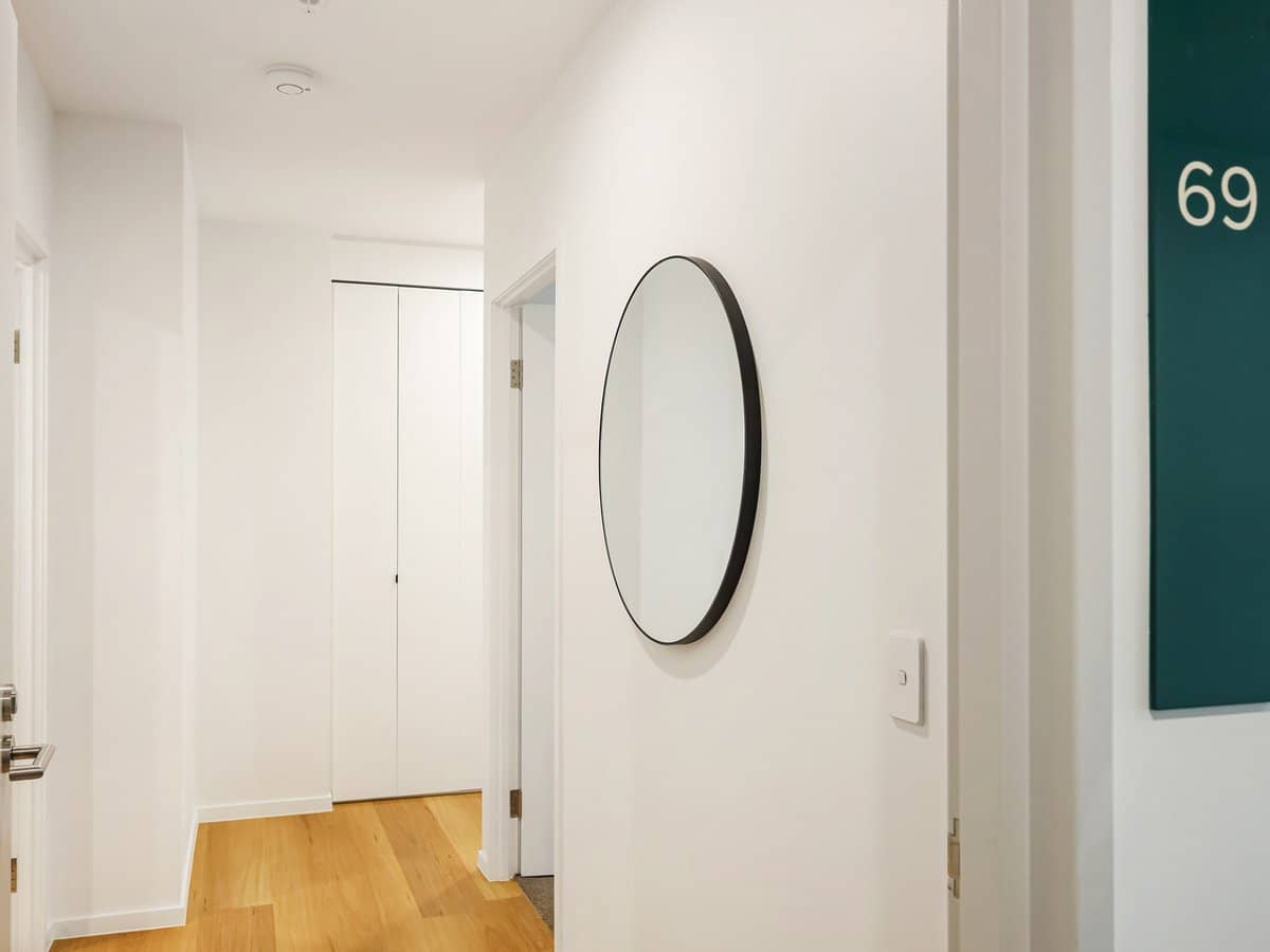 18 Remembrance Drive, SURFERS PARADISE - Thumbnail 10