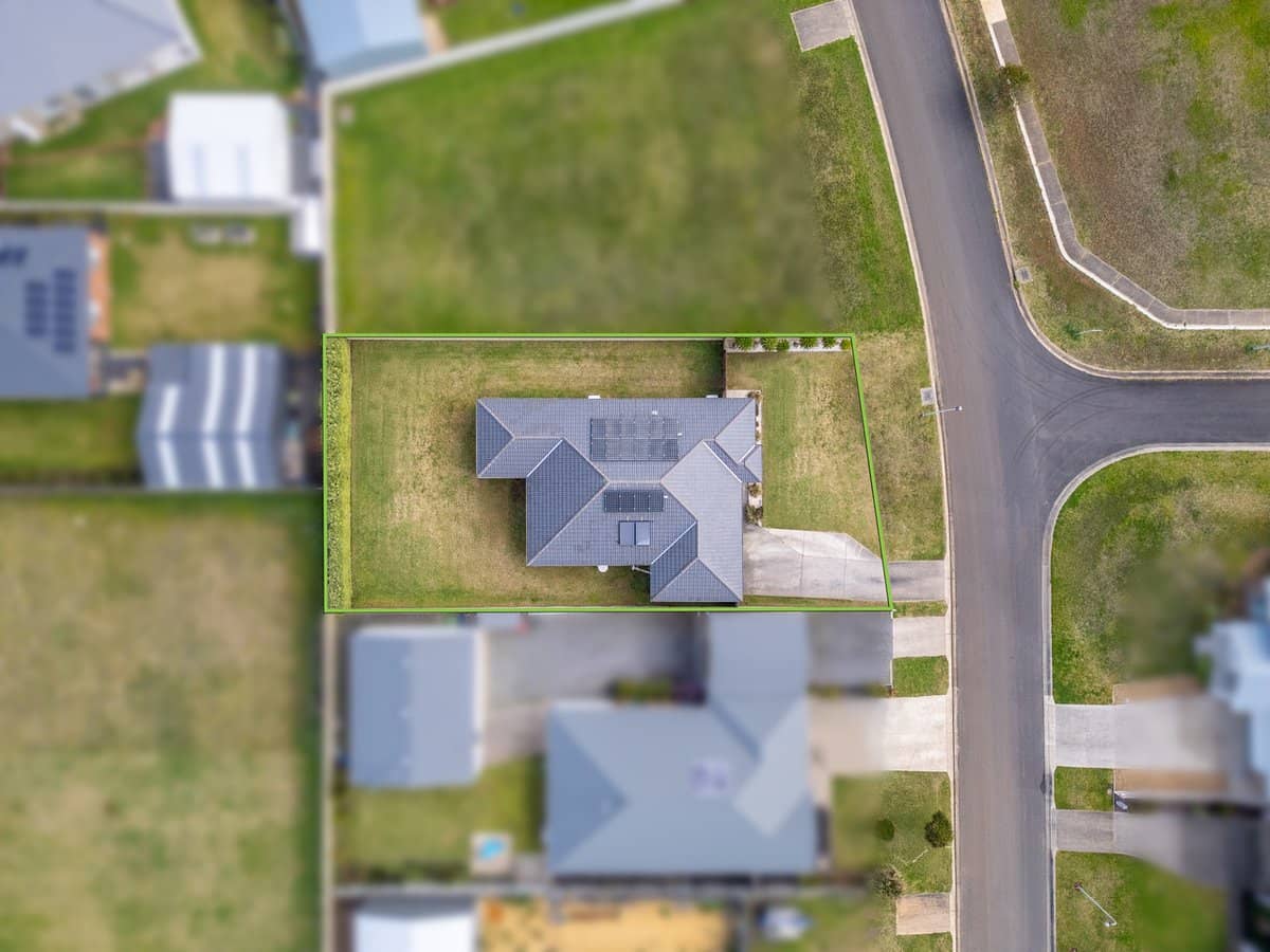 17 Atlantis Avenue, PORTLAND - Thumbnail 2