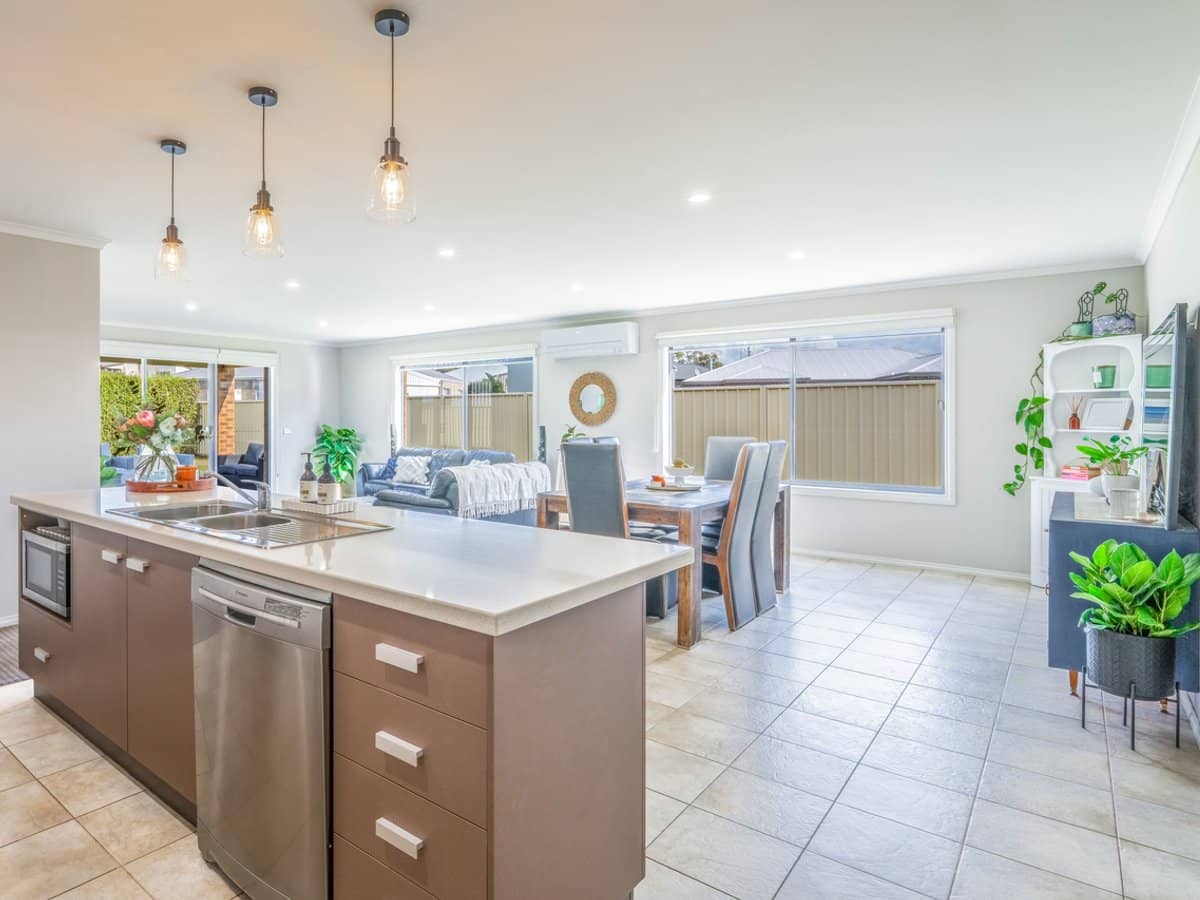 17 Atlantis Avenue, PORTLAND - Thumbnail 5