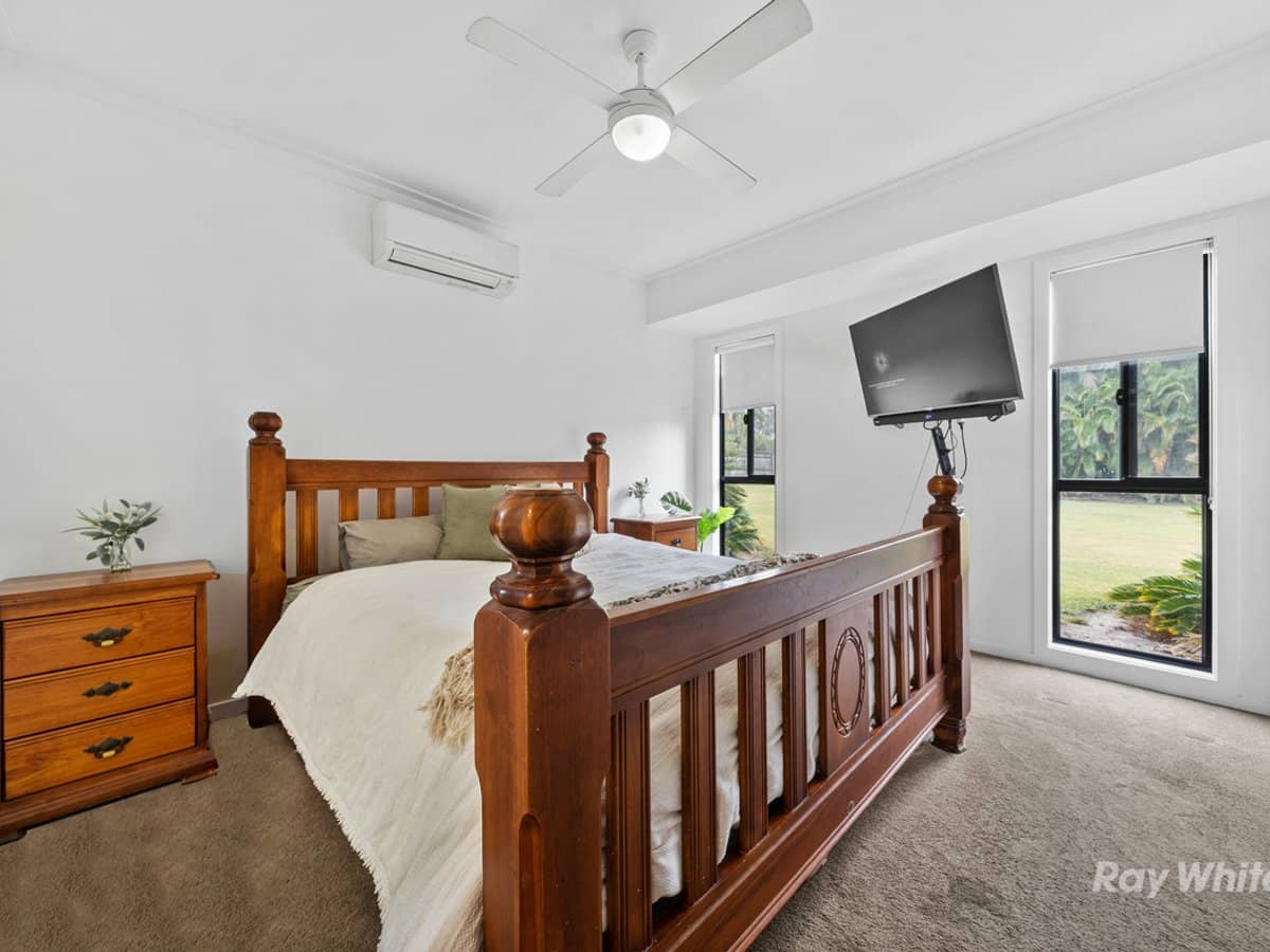 52 Sungold Road, CHAMBERS FLAT - Thumbnail 8