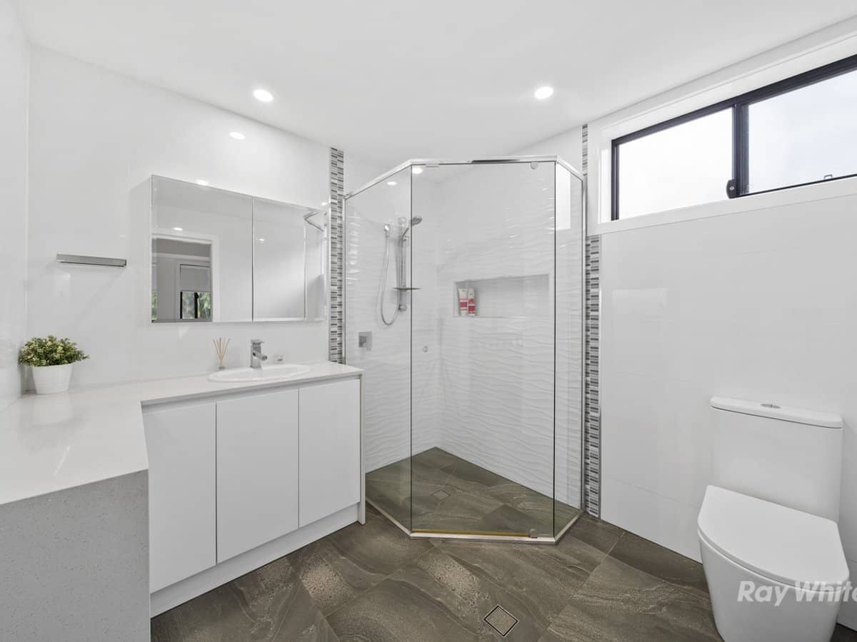 52 Sungold Road, CHAMBERS FLAT - Thumbnail 9