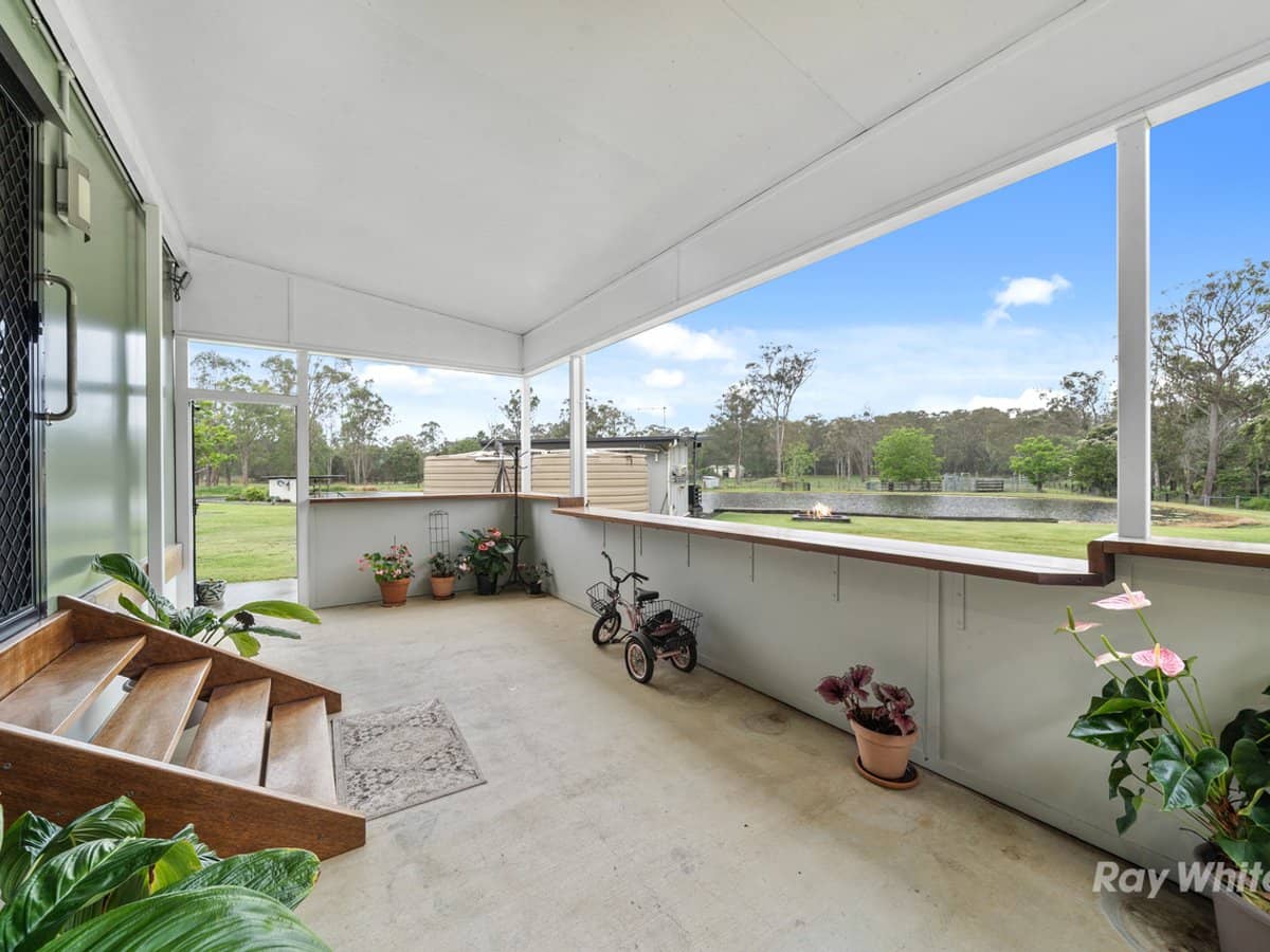 52 Sungold Road, CHAMBERS FLAT - Thumbnail 25