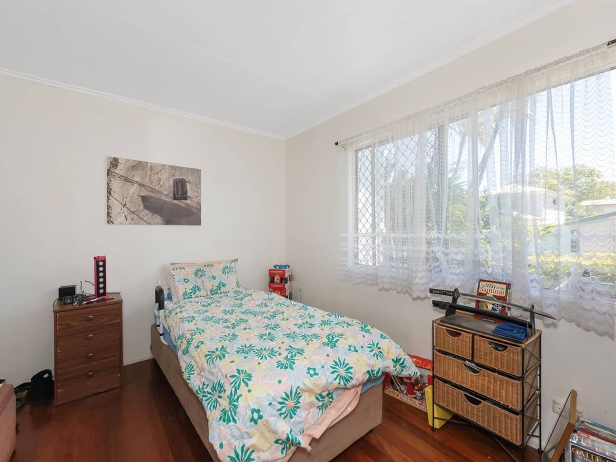 59 Deakin Avenue, SOUTHPORT - Thumbnail 5