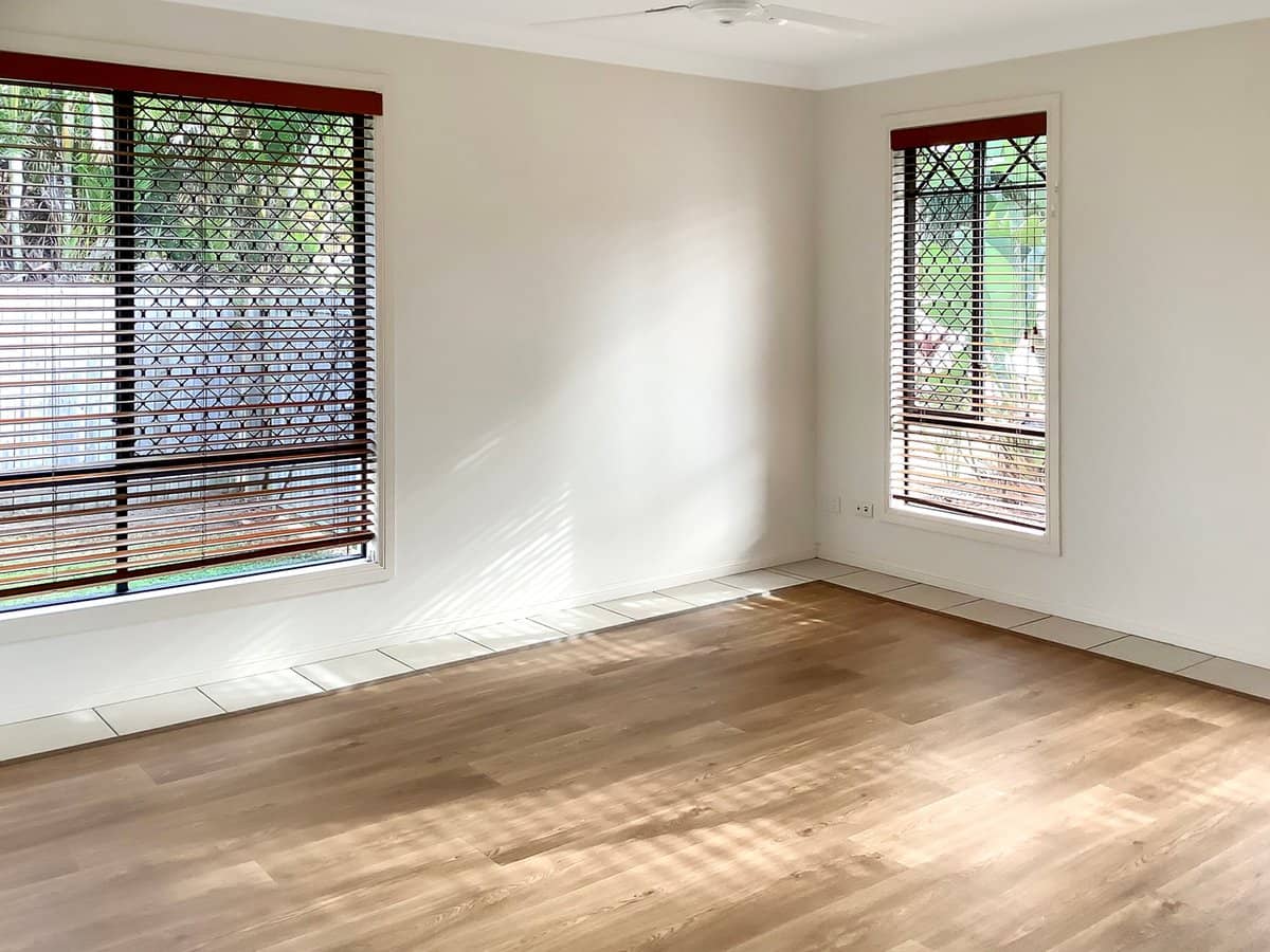 33 Eden Crescent, SPRINGFIELD LAKES - Thumbnail 6