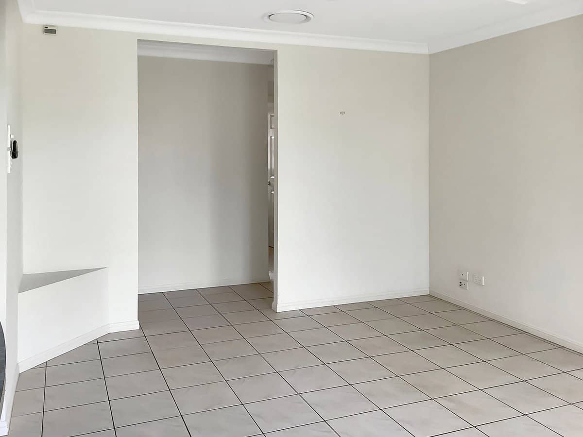 33 Eden Crescent, SPRINGFIELD LAKES - Thumbnail 7