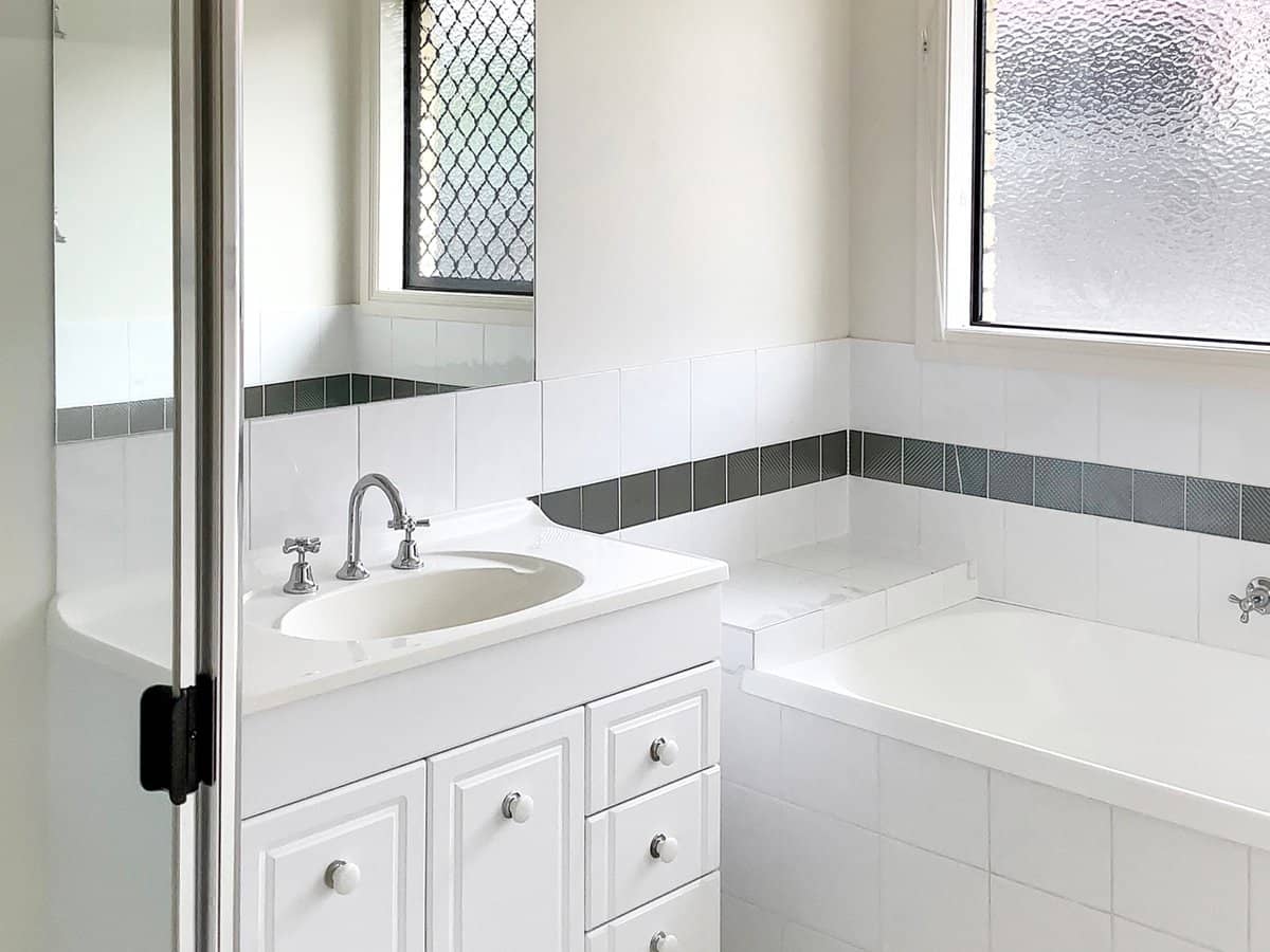 33 Eden Crescent, SPRINGFIELD LAKES - Thumbnail 8