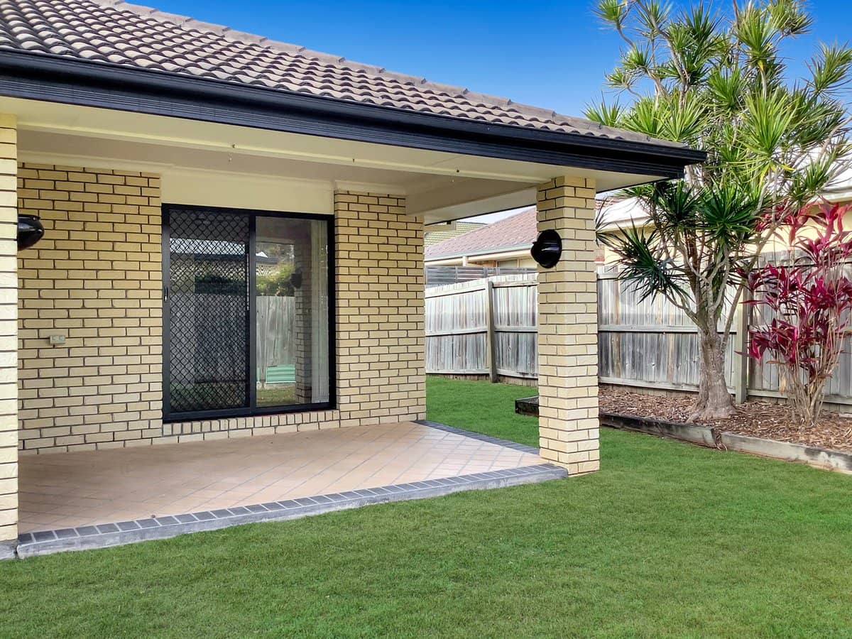 33 Eden Crescent, SPRINGFIELD LAKES - Thumbnail 10