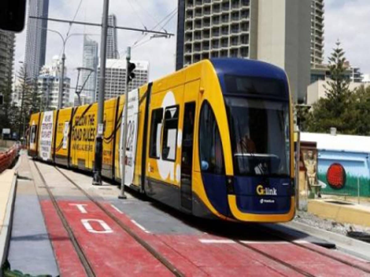 300 Marine Parade, LABRADOR - Thumbnail 5