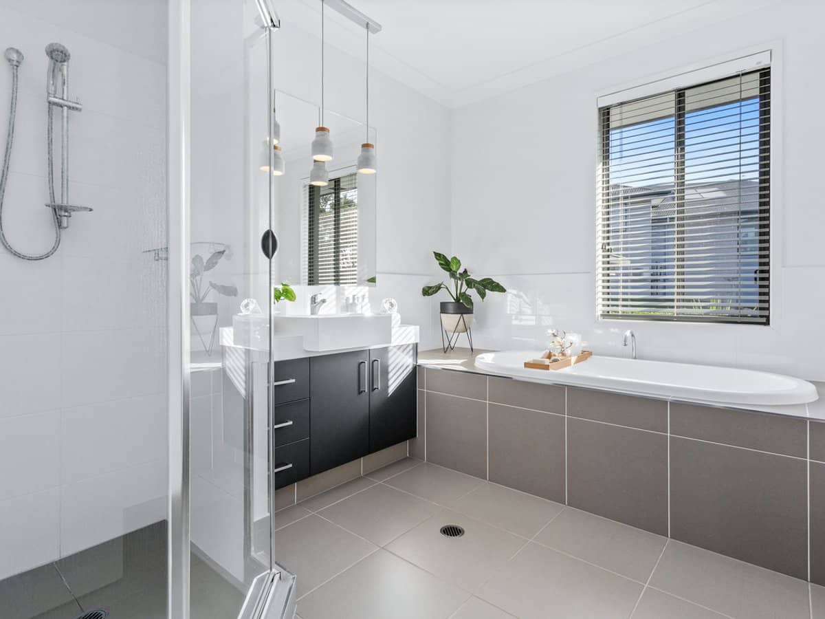 30 Forest Ridge Drive, BONOGIN - Thumbnail 25