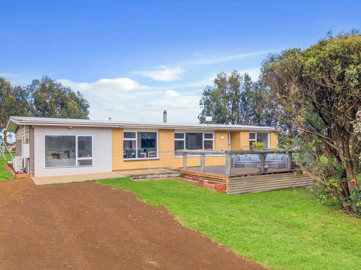 8283 Princes Highway, PORTLAND - Thumbnail 2