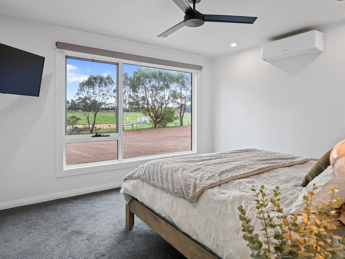 8283 Princes Highway, PORTLAND - Thumbnail 8