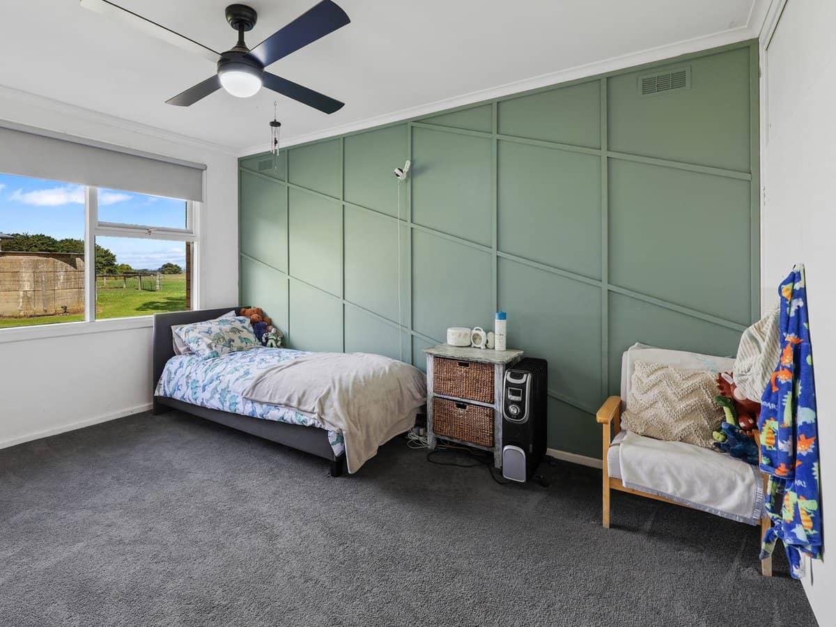 8283 Princes Highway, PORTLAND - Thumbnail 11