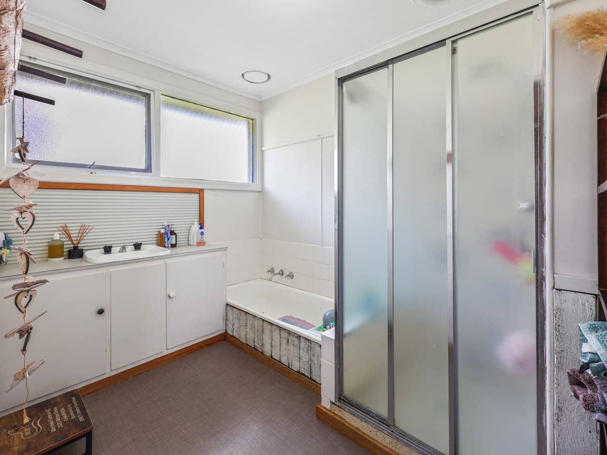 8283 Princes Highway, PORTLAND - Thumbnail 13