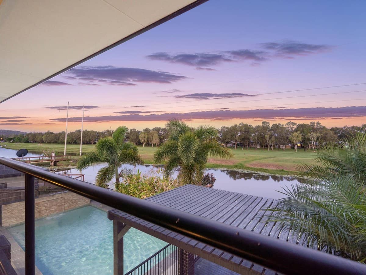 25 Lake Breeze Drive, WINDAROO - Thumbnail 1