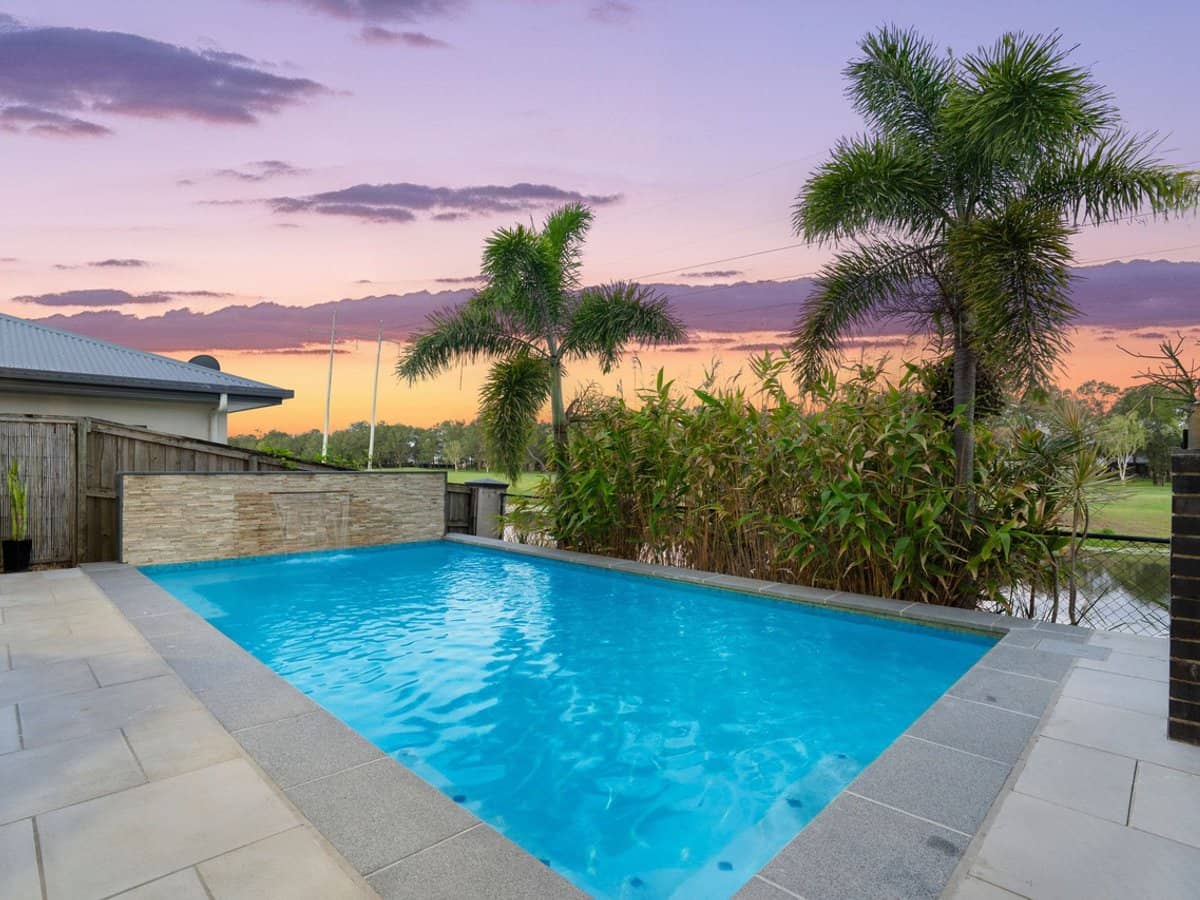 25 Lake Breeze Drive, WINDAROO - Thumbnail 2