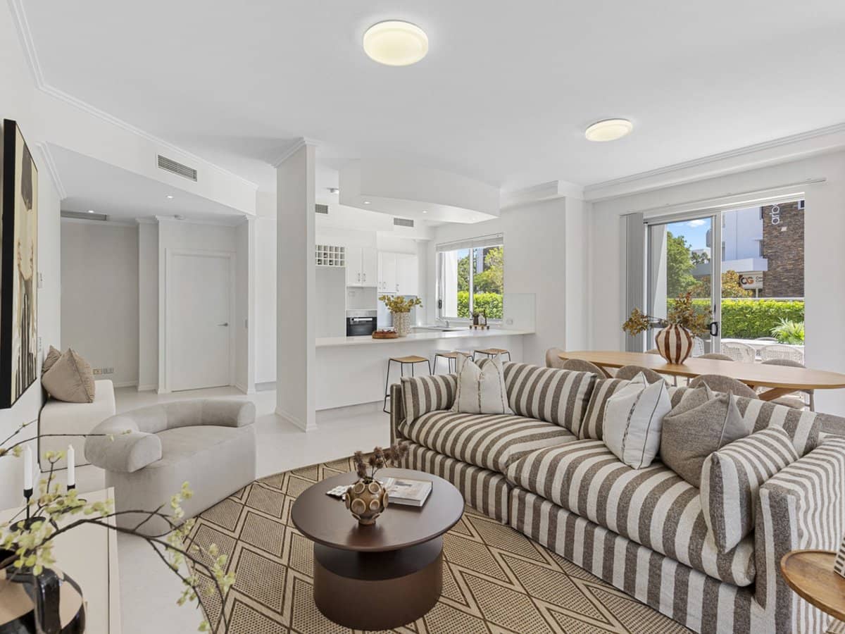 1/34 Riverwalk Avenue, ROBINA - Thumbnail 4