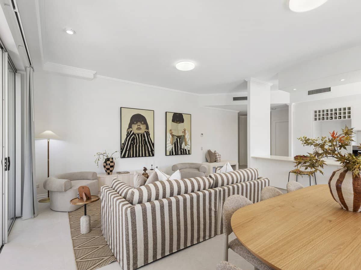 1/34 Riverwalk Avenue, ROBINA - Thumbnail 5