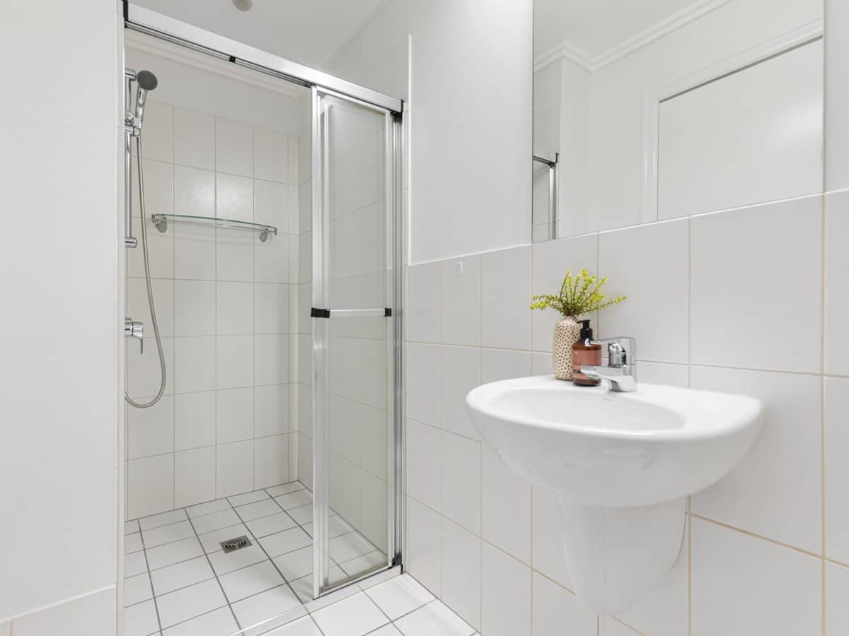 1/34 Riverwalk Avenue, ROBINA - Thumbnail 18