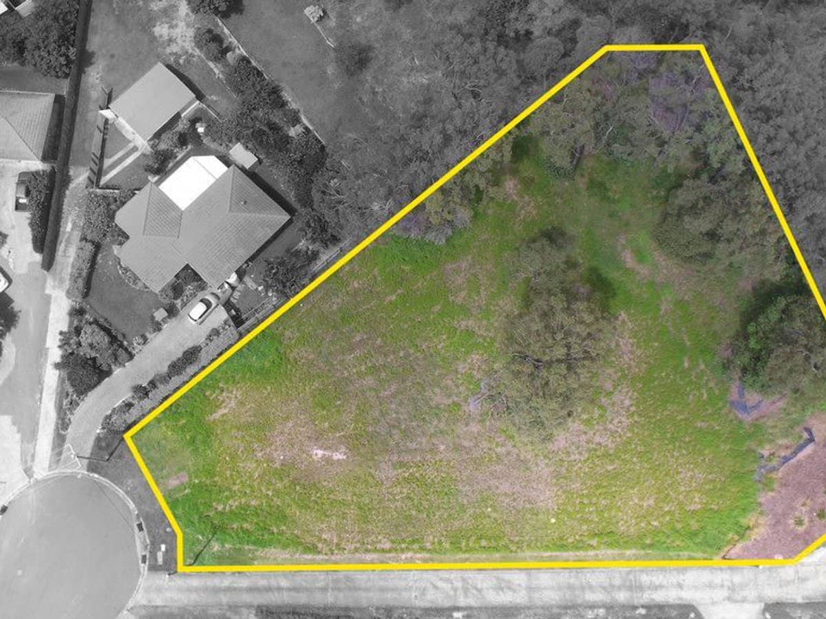 17-19 Paisley Court, Mount Warren Park - Thumbnail 1