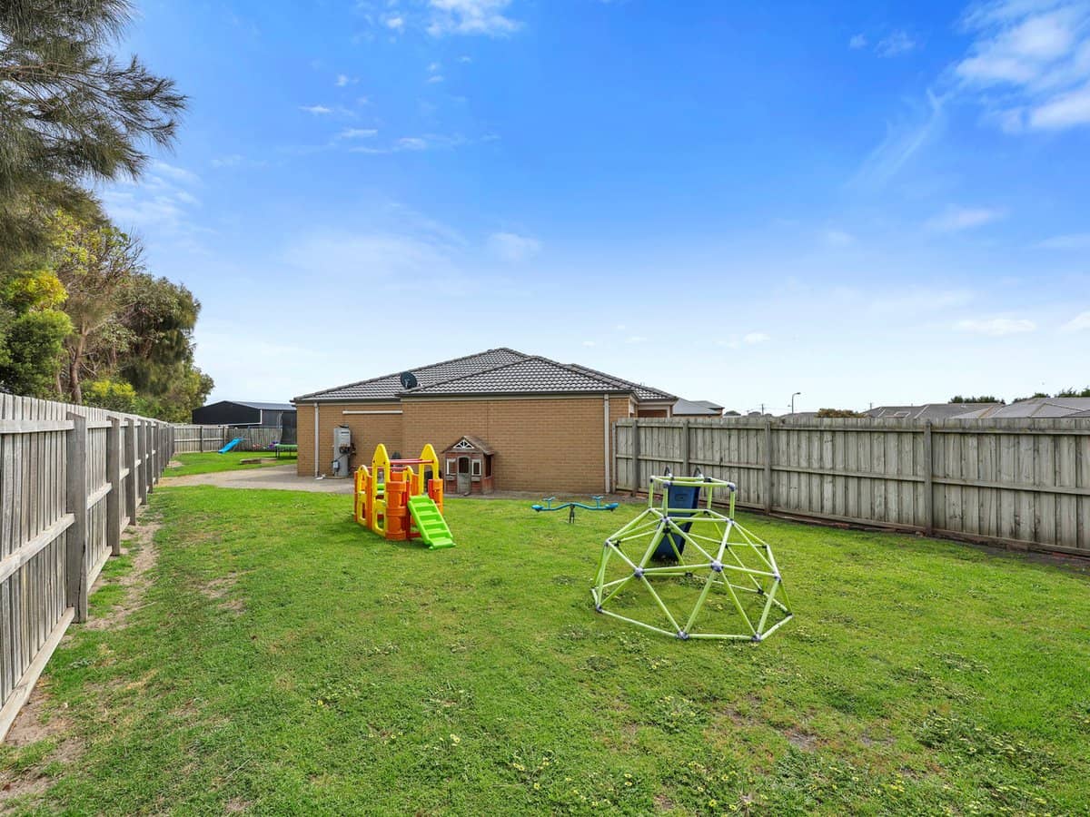 16 Horatio Court, PORTLAND - Thumbnail 12