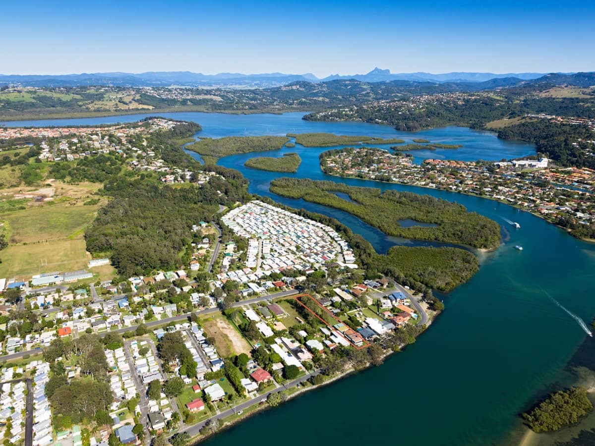 34 Philp Parade, TWEED HEADS SOUTH - Thumbnail 1