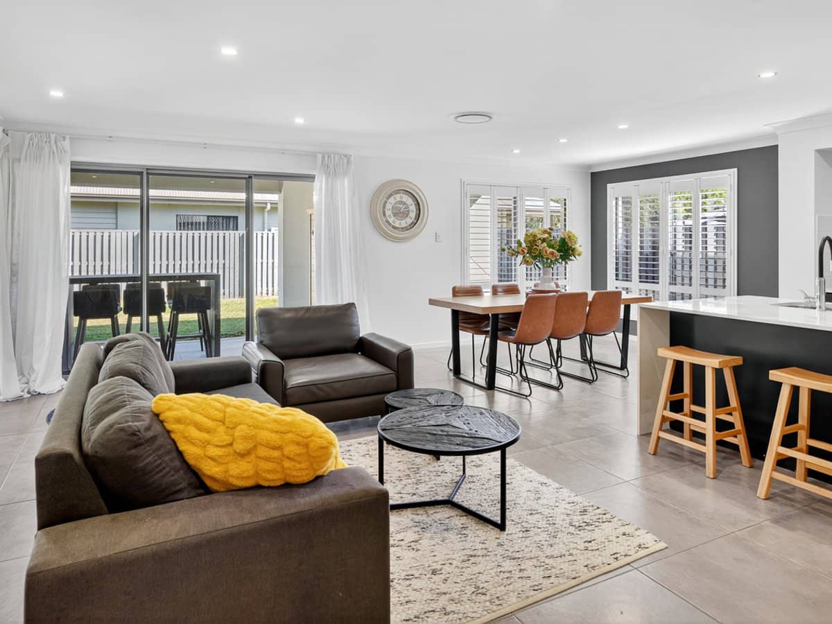 1 Stillwater Court, Hope Island - Thumbnail 9