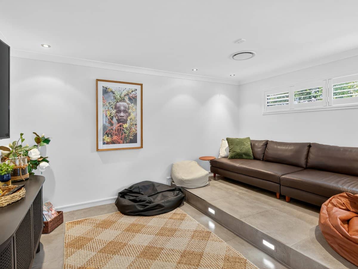 1 Stillwater Court, Hope Island - Thumbnail 12