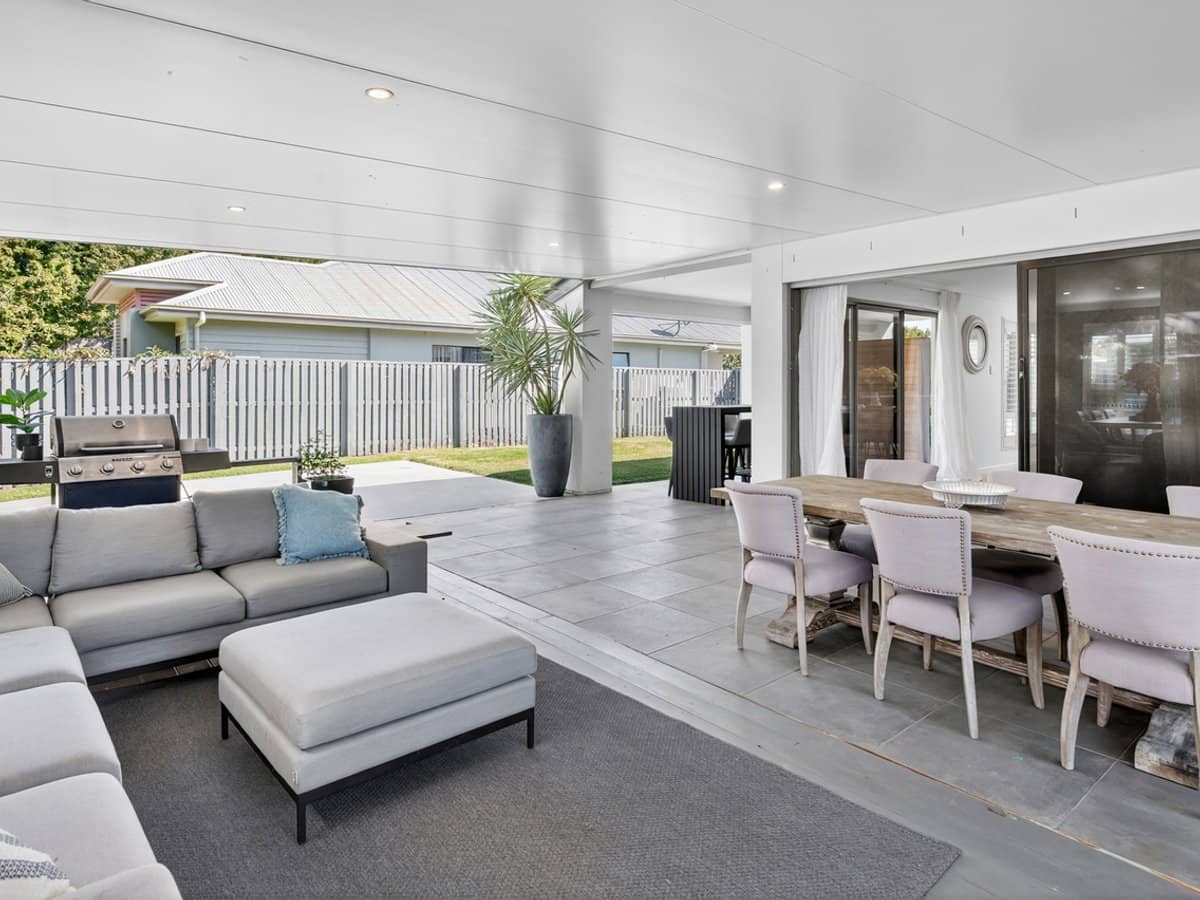 1 Stillwater Court, Hope Island - Thumbnail 14