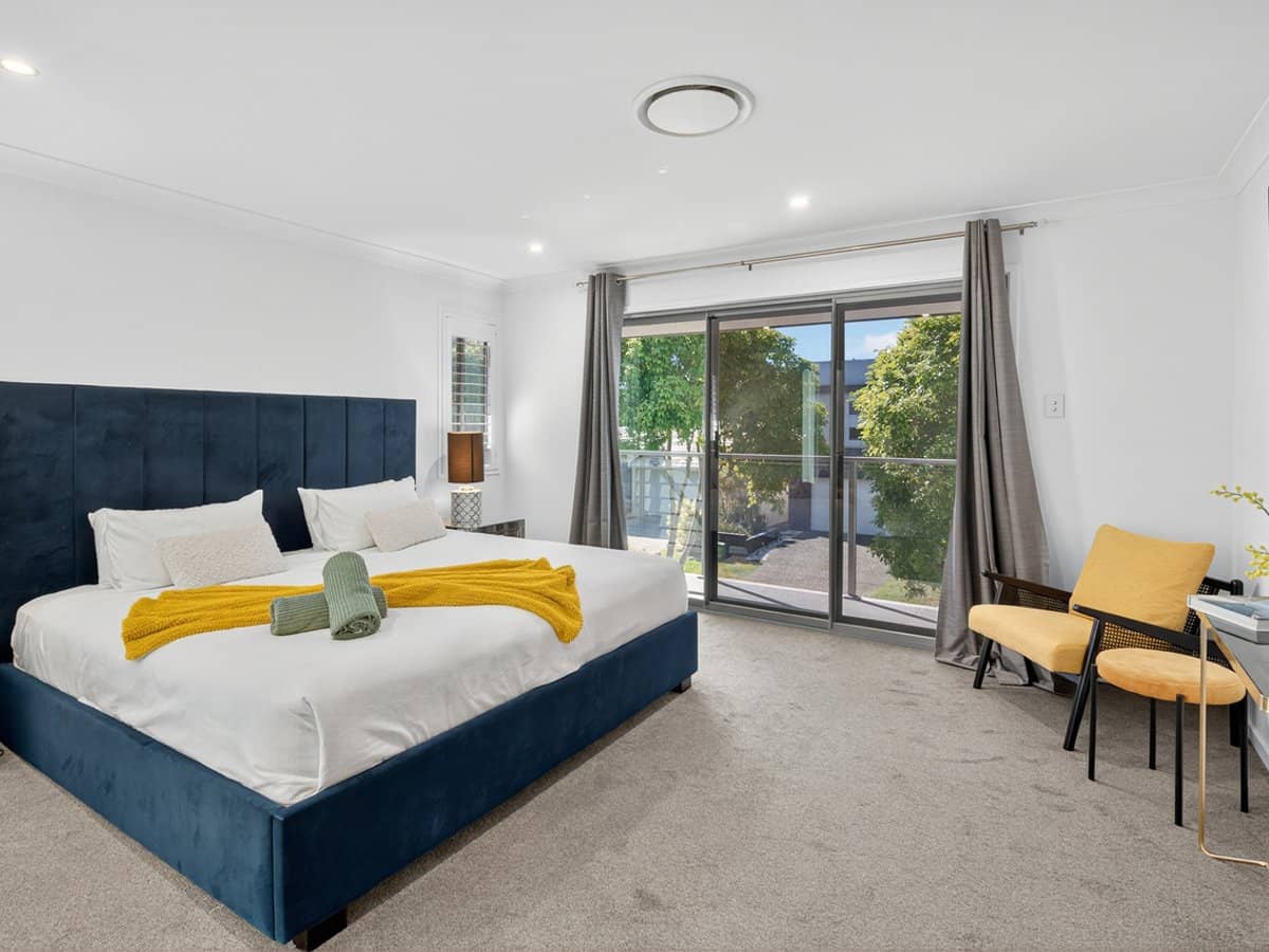 1 Stillwater Court, Hope Island - Thumbnail 19