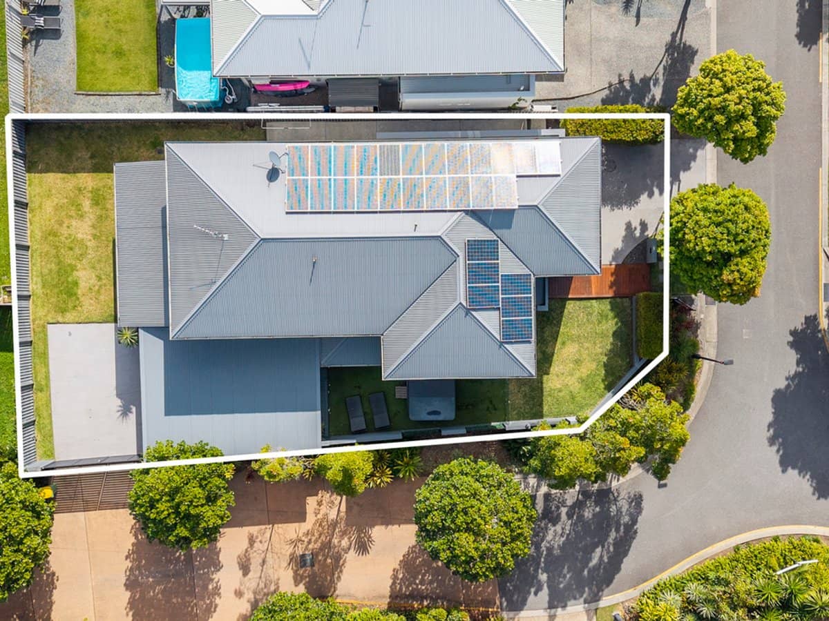 1 Stillwater Court, Hope Island - Thumbnail 28