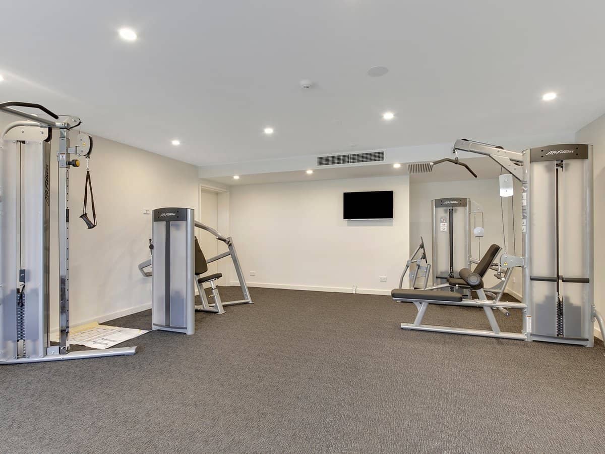 109 Canberra Avenue, GRIFFITH - Thumbnail 13