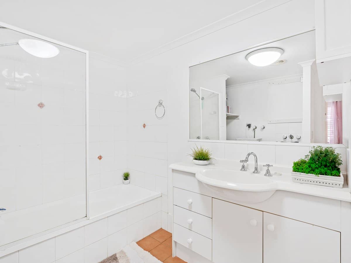 45 Pohlman Street, Southport - Thumbnail 7