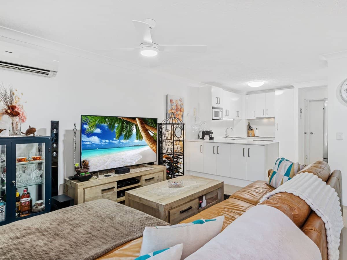 45 Pohlman Street, Southport - Thumbnail 11