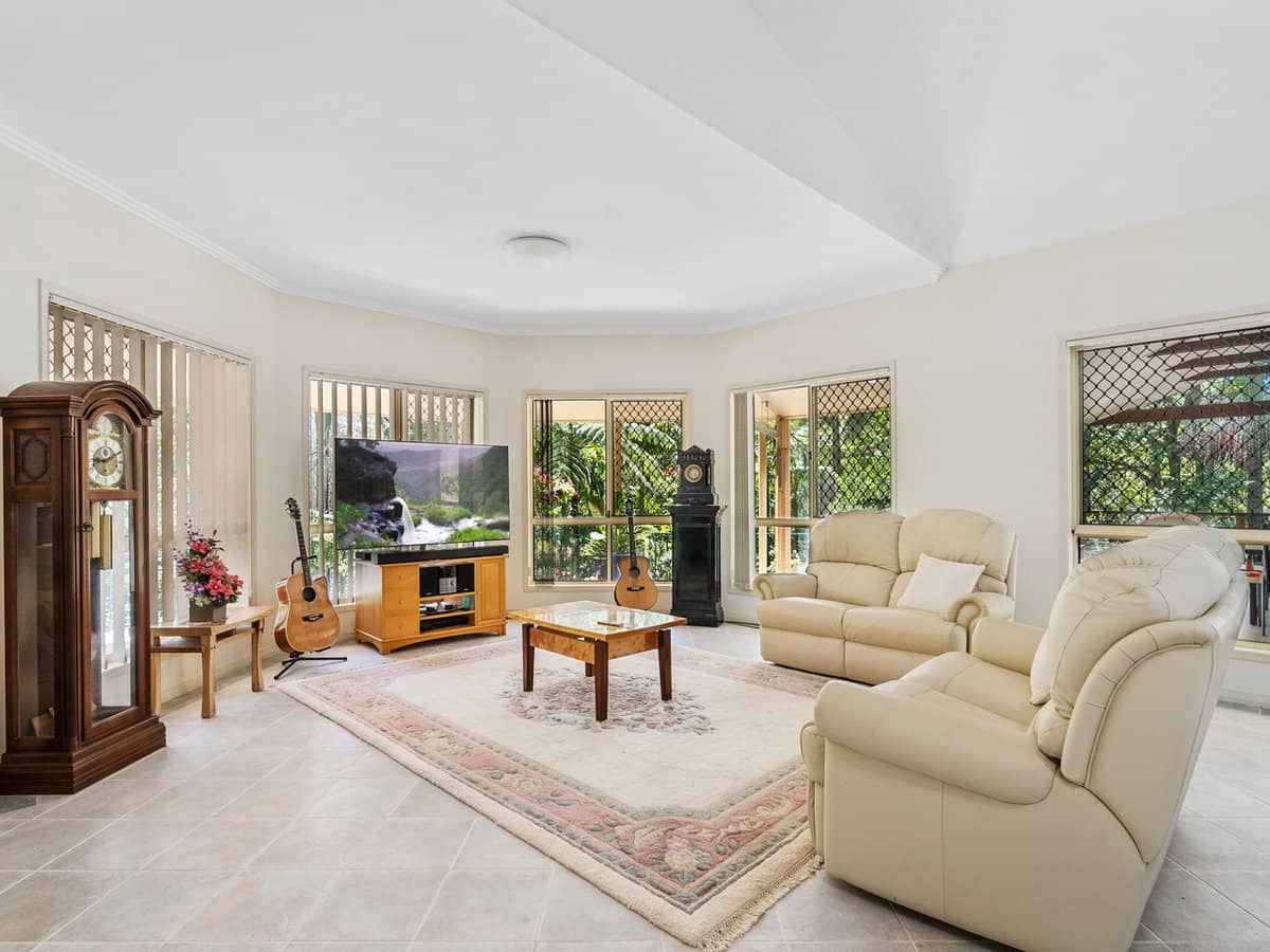 1 Acmena Court, ELANORA - Thumbnail 6