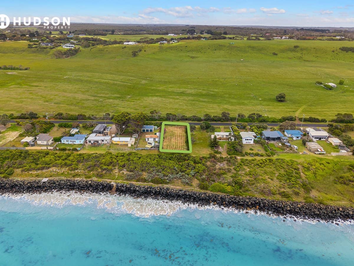 304 Dutton Way, PORTLAND - Thumbnail 1