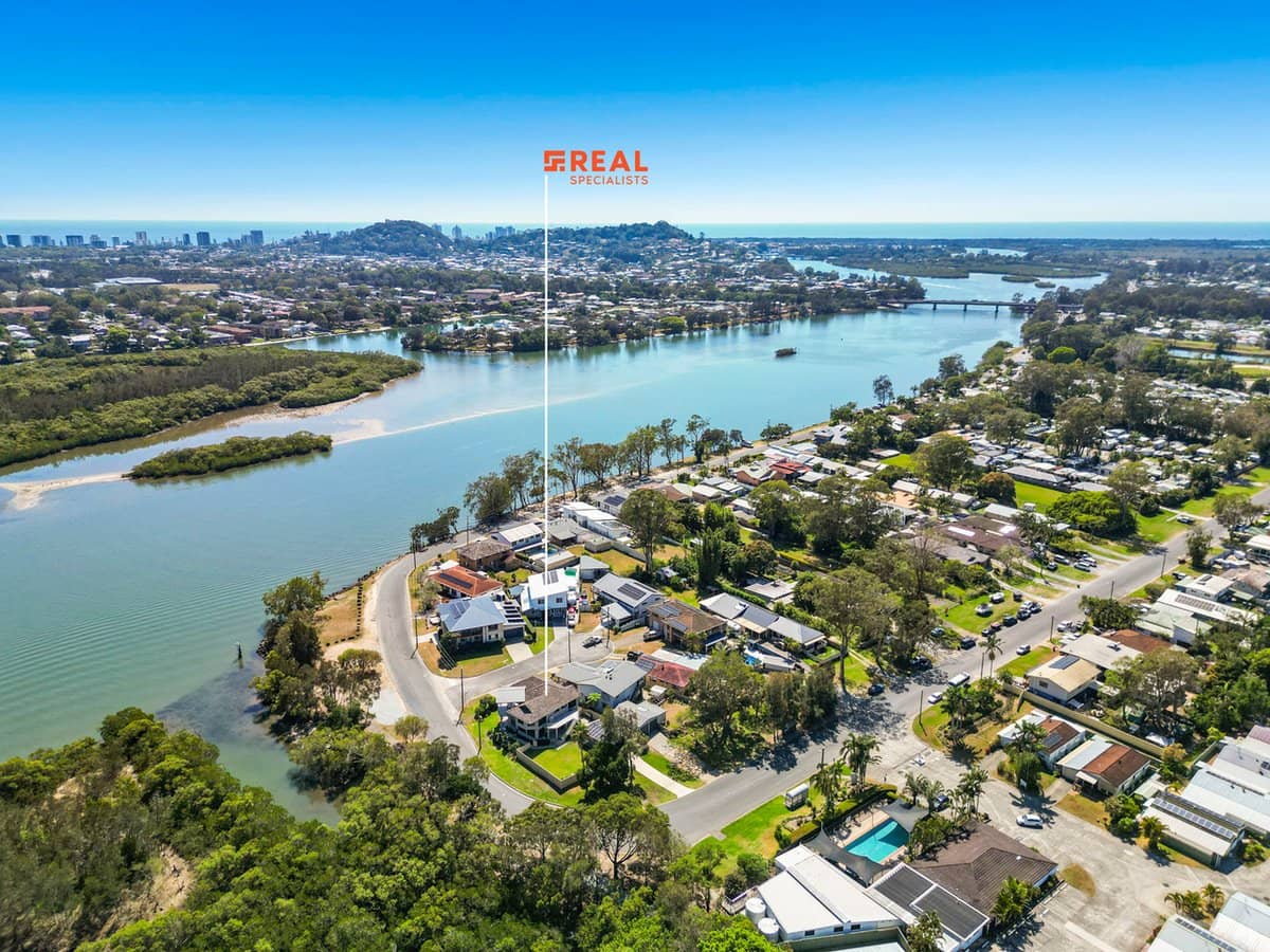 1 Stephen Place, TWEED HEADS SOUTH - Thumbnail 31