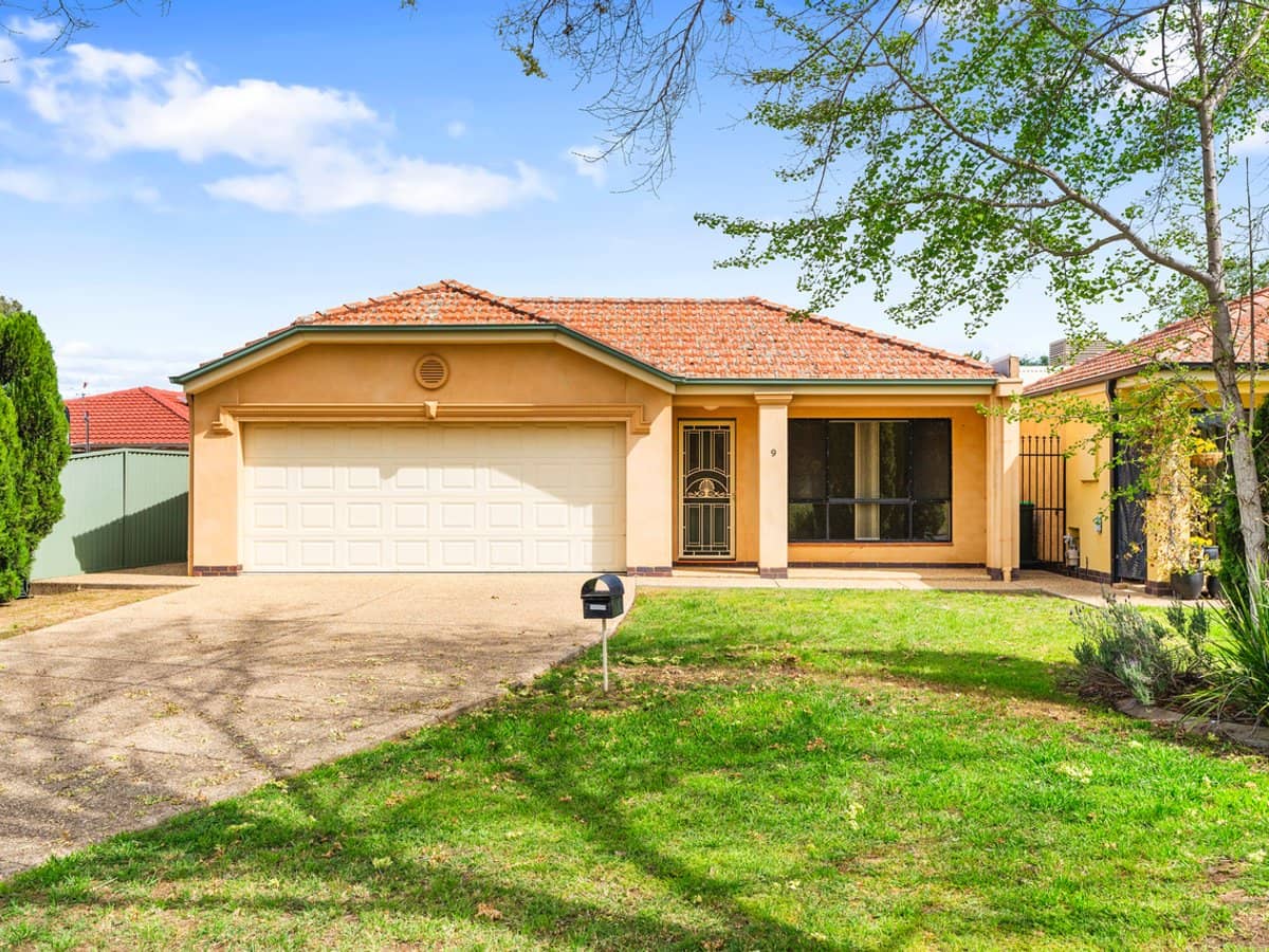 9 Galing Place, WAGGA WAGGA - Thumbnail 1