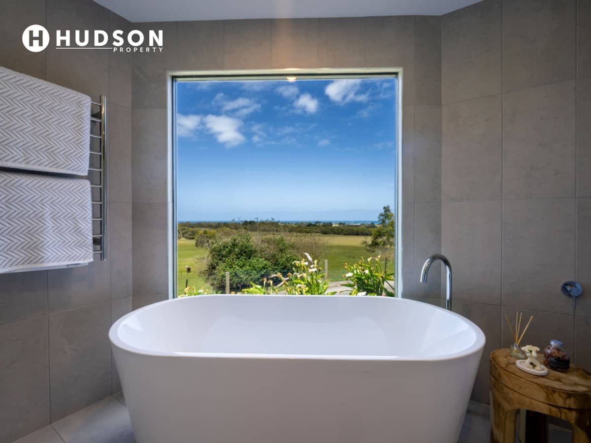 216 Boyers Road, NARRAWONG - Thumbnail 1