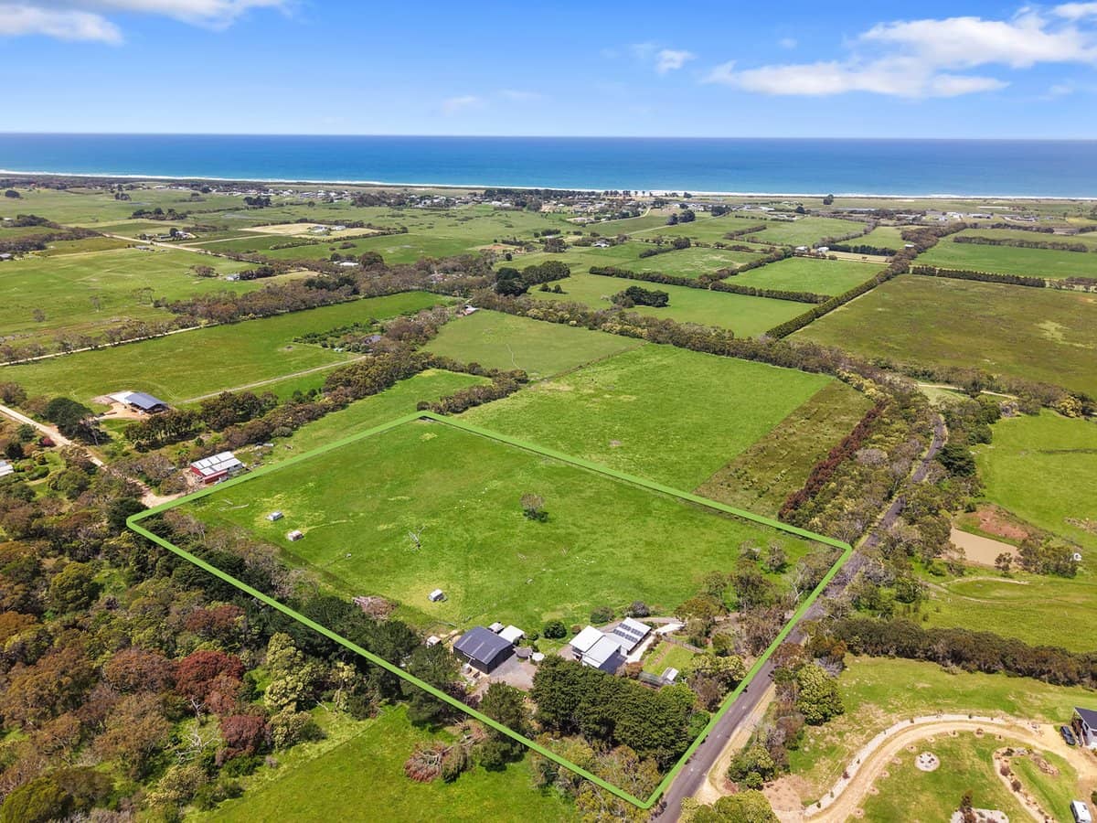 216 Boyers Road, NARRAWONG - Thumbnail 27