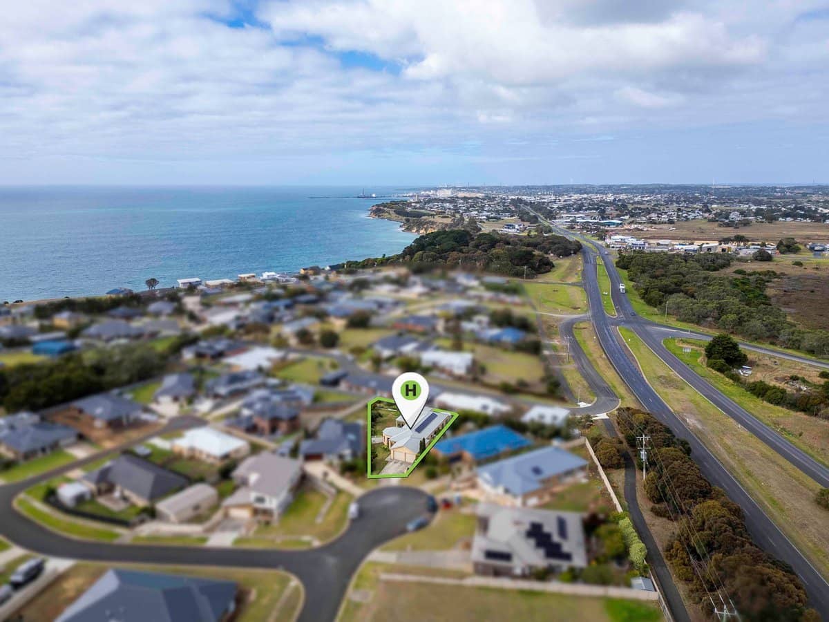 6 Neptune Avenue South, PORTLAND NORTH - Thumbnail 2