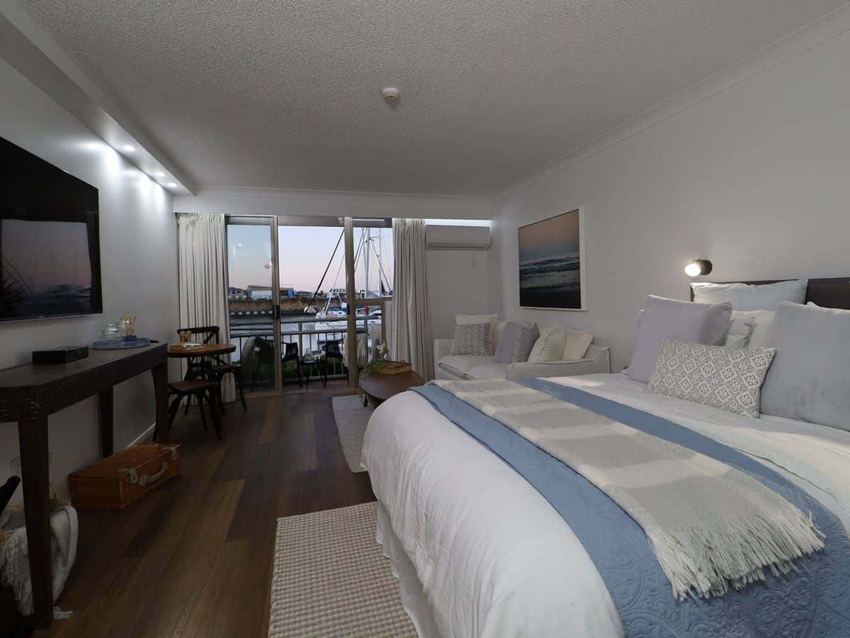 11 John Lund Drive, Hope Island - Thumbnail 4